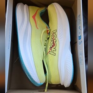Hoka One One Mach 6 in Yellow and Blue